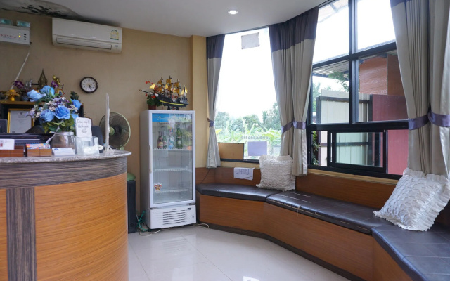 Phuruaboutique Hotel & Saunas