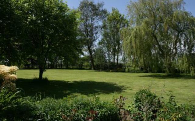 Glebe Lodge  Bed And Breakfast