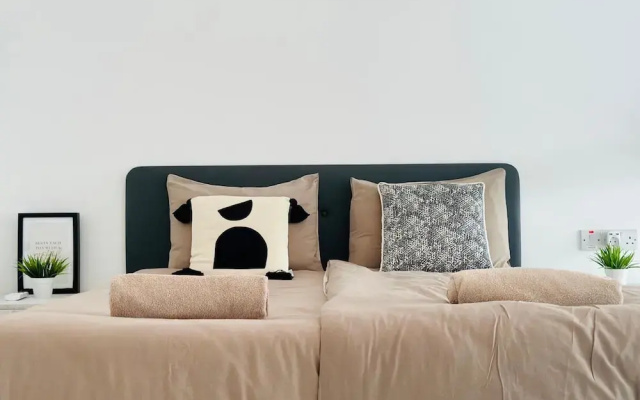 Modern and Comfortable Studio Apartment