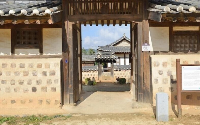 Suaedang Hanok Stay