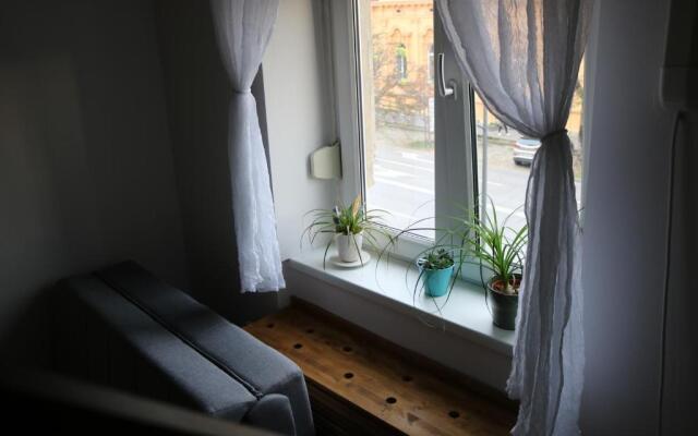 Apartment F6
