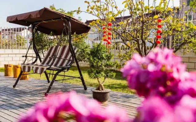 Shanghai Yushe College Leisure Resort Homestay