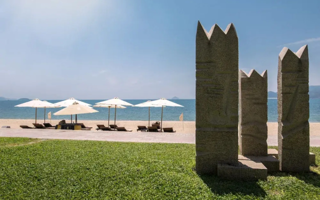 The Costa Serviced Apartment By Seaholiday