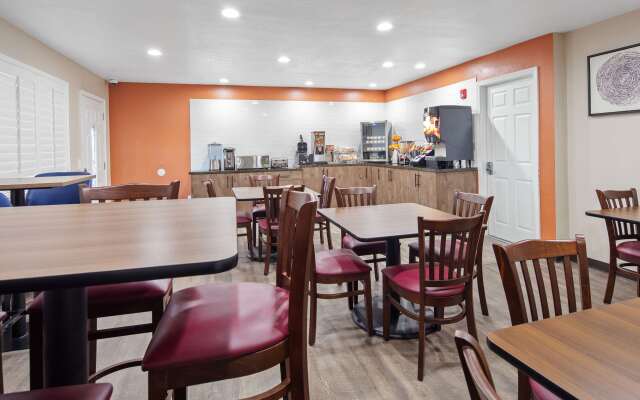 SureStay Plus Hotel by Best Western Hesperia