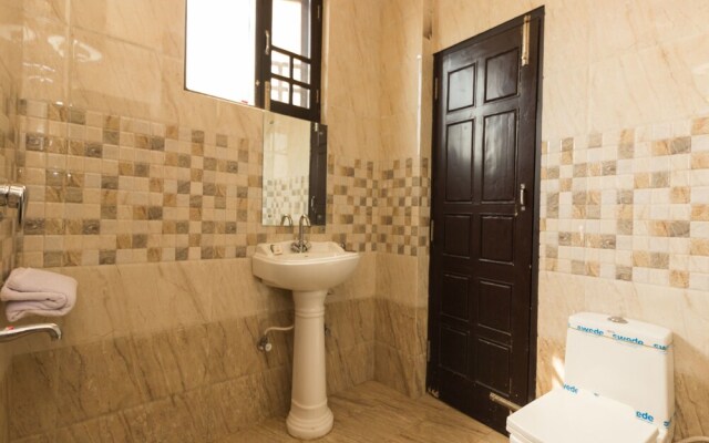 OYO 16702 Home Luxurious 2 BHK Villa Khanyara Road