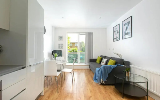 Skyvillion Tower Points - Tower Point Lovely apartment in Enfield London