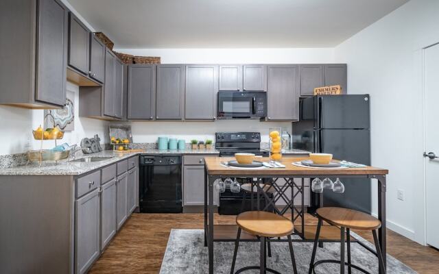 Church Hill District Condos by Barsala