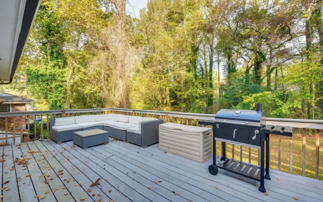 Modern Atlanta Vacation Rental Near Downtown!
