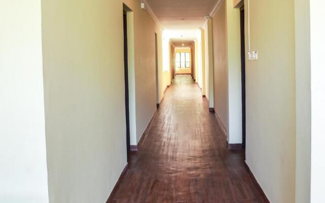 Shiva Guest House by OYO Rooms