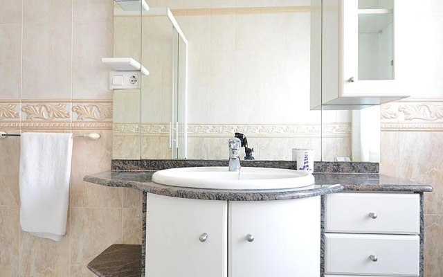 Casa de playa en un pequeño paraíso