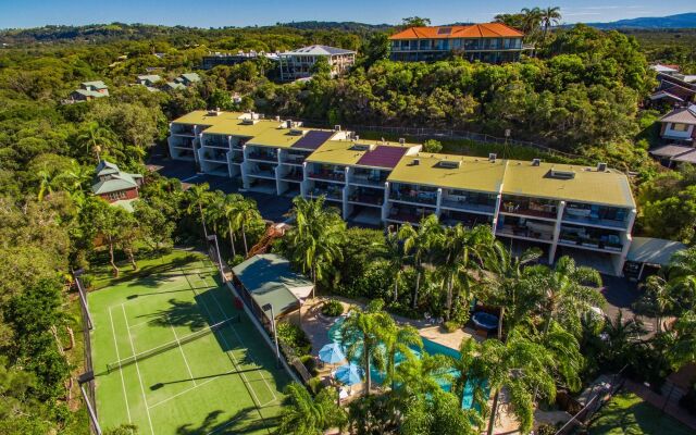 The Oasis Apartments and Treetop Houses