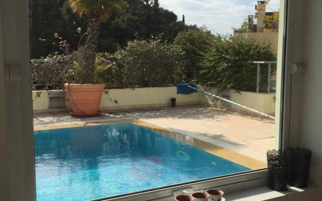 Wondeful Apartment at Lycabettus With Private Pool and Great Views of Athens