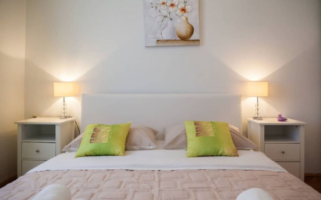Apartment Dragica 1