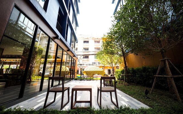 130 Hotel & Residence