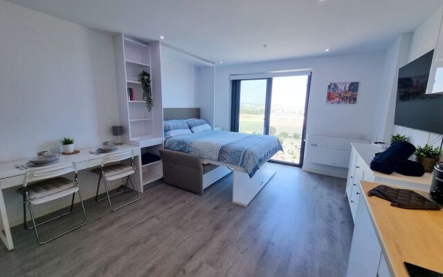 Top Floor Studio-The Hub-Self Catering