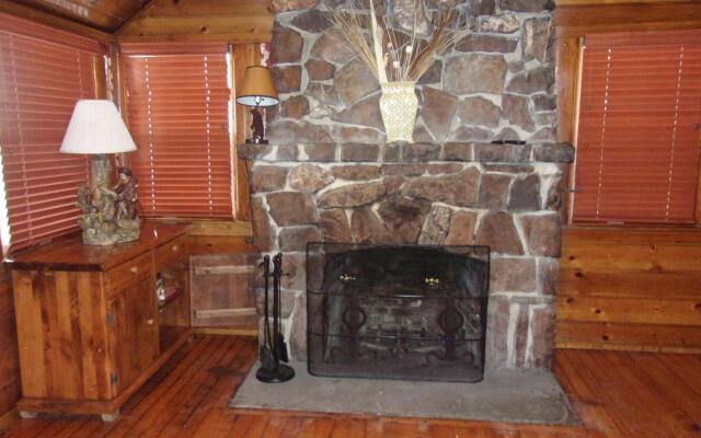 Embers Lodge and Cabins