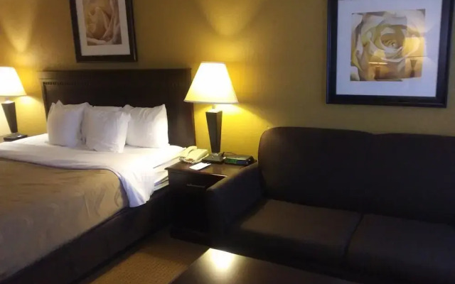 Clarion Inn & Suites Fairgrounds