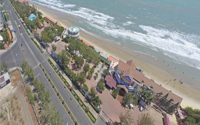 DIC Star Hotel