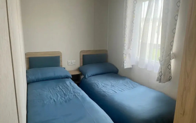 Surfside Bliss - Cayton Bay Park Caravan
