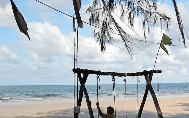 Jungle Bay Resort