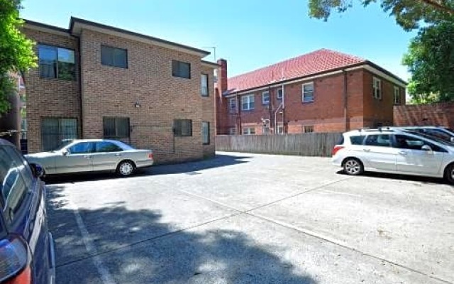 Parade Lodge