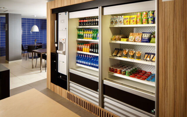 Holiday Inn Express Rotterdam - Central Station by IHG