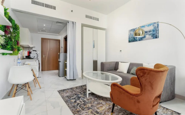 Studio with Canal Views by Bespoke