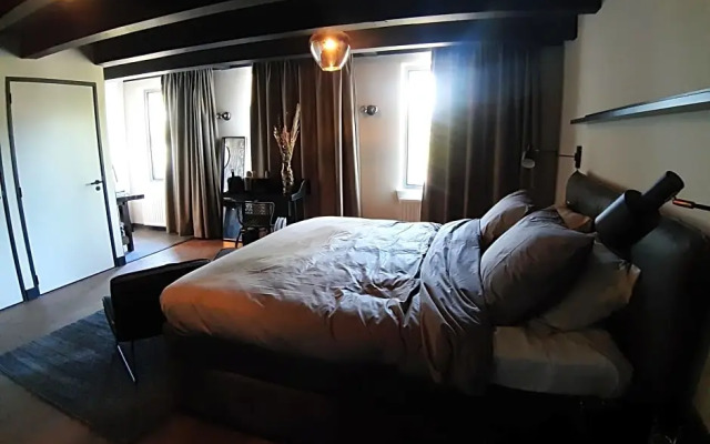 Boutique Hotel Armada