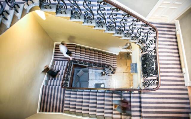 Rooms & Suites Picardy Place
