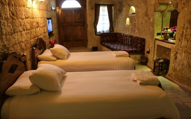 Kemerhan Hotel & Cave Suites