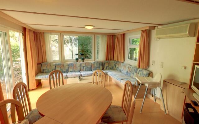 Nice Chalet on a Lawn, in Beautiful Surroundings