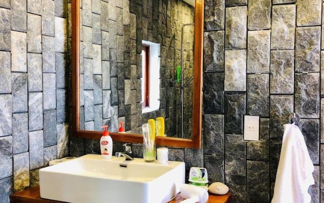 Ocean Beach Bungalows & Hostel