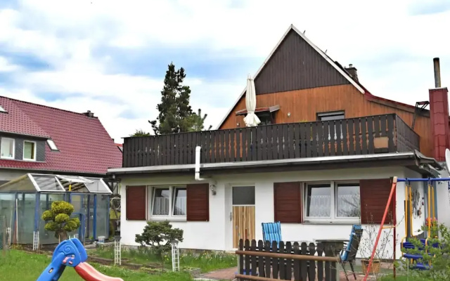 Peaceful Apartment in Lichtenhain With Private Terrace