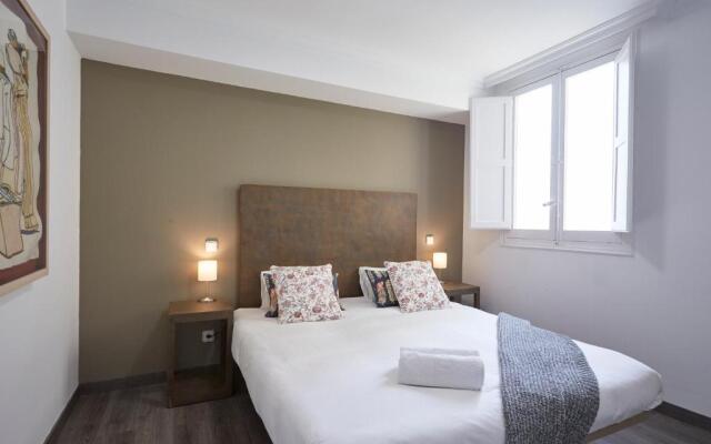 LEEWAYS APARTMENT VI in ALCALA 99