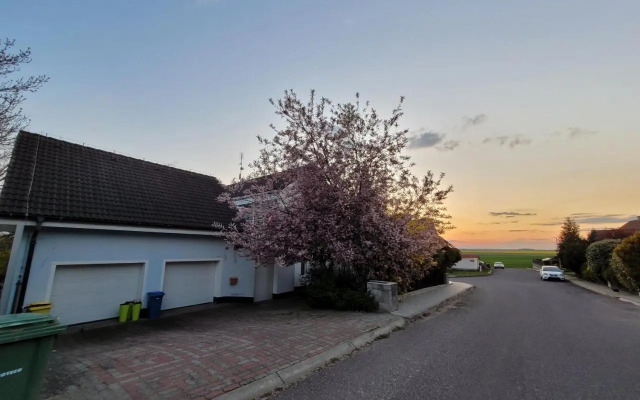 Homestay Kuchařovice