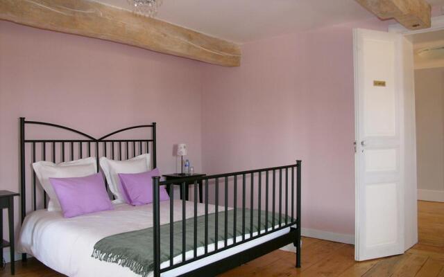 Chambres dHotes Au Château