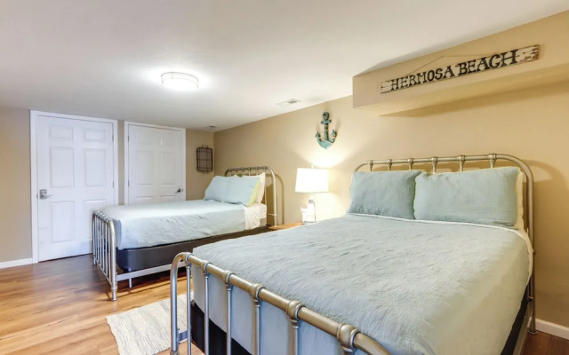 Dock, Hot Tub! Family-friendly Camdenton Haven