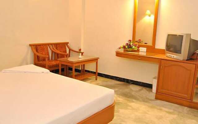 Hotel Atchaya