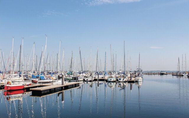 Stunning Home in Bruinisse With 2 Bedrooms and Wifi