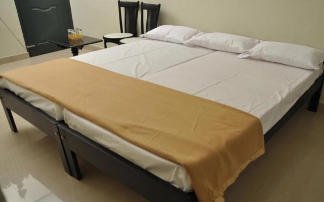 Misty Hills Resort
