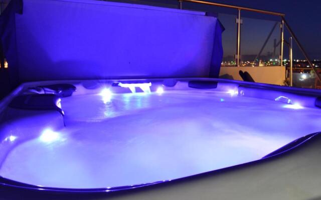 Paramount Bay Penthouse