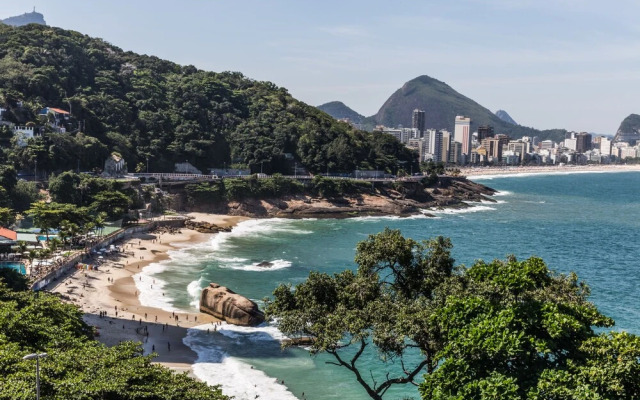 Omar do Rio - Apartamento V210