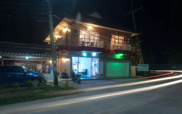 Plan B Hotel - Hostel