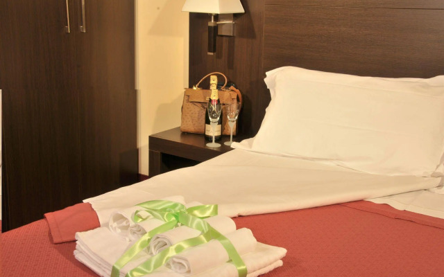 Hotel Versailles