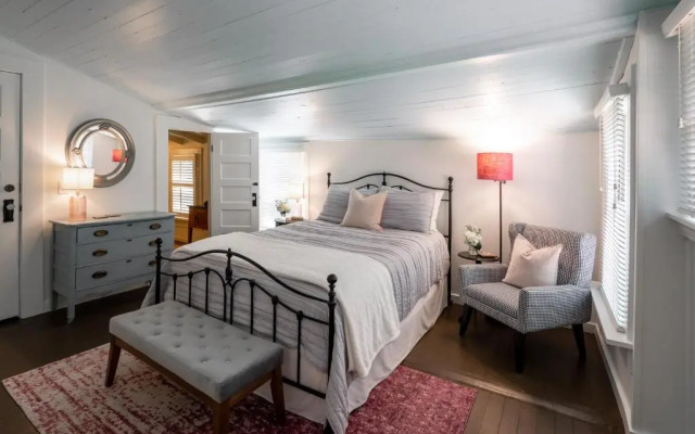 Beechwood Inn - Bed Breakfast and Wine Cellar