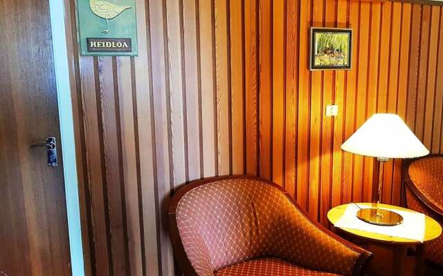 Hotel Bjarkalundur
