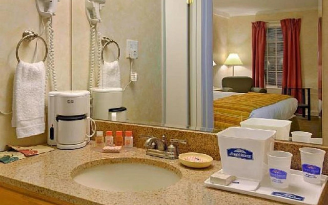 Howard Johnson Burlington