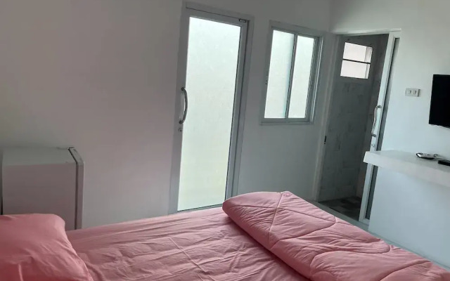 Alisara Apartments
