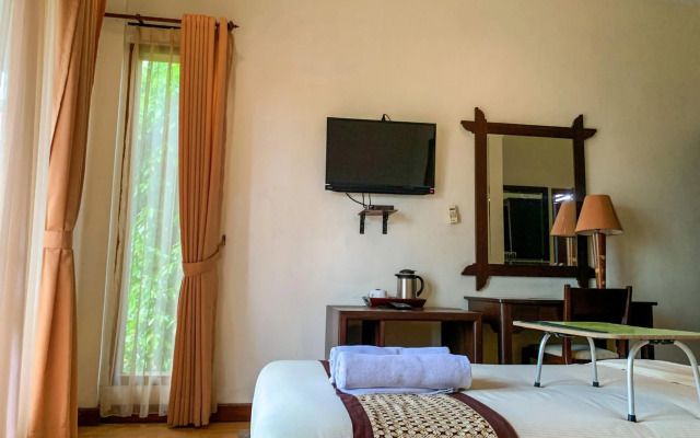 OYO 261 Sasono Putro Guest House