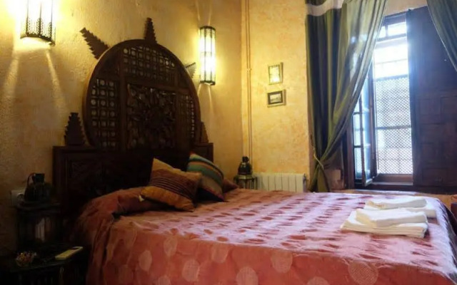 Pension Lineros 38
